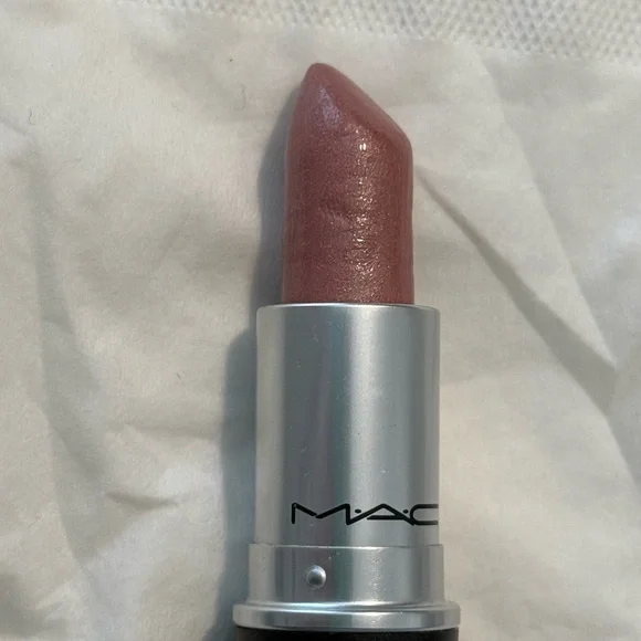 RARE VINTAGE MAC Lustre lipstick in POLITELY PINK 🩷 - Picture 4 of 5